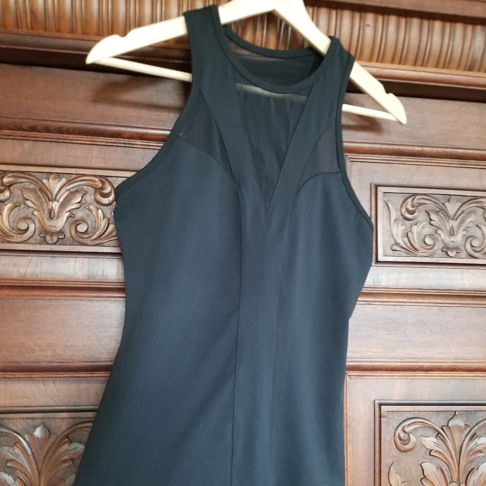 NWOT Mesh Panel Performance Tank - Picture 5 of 8